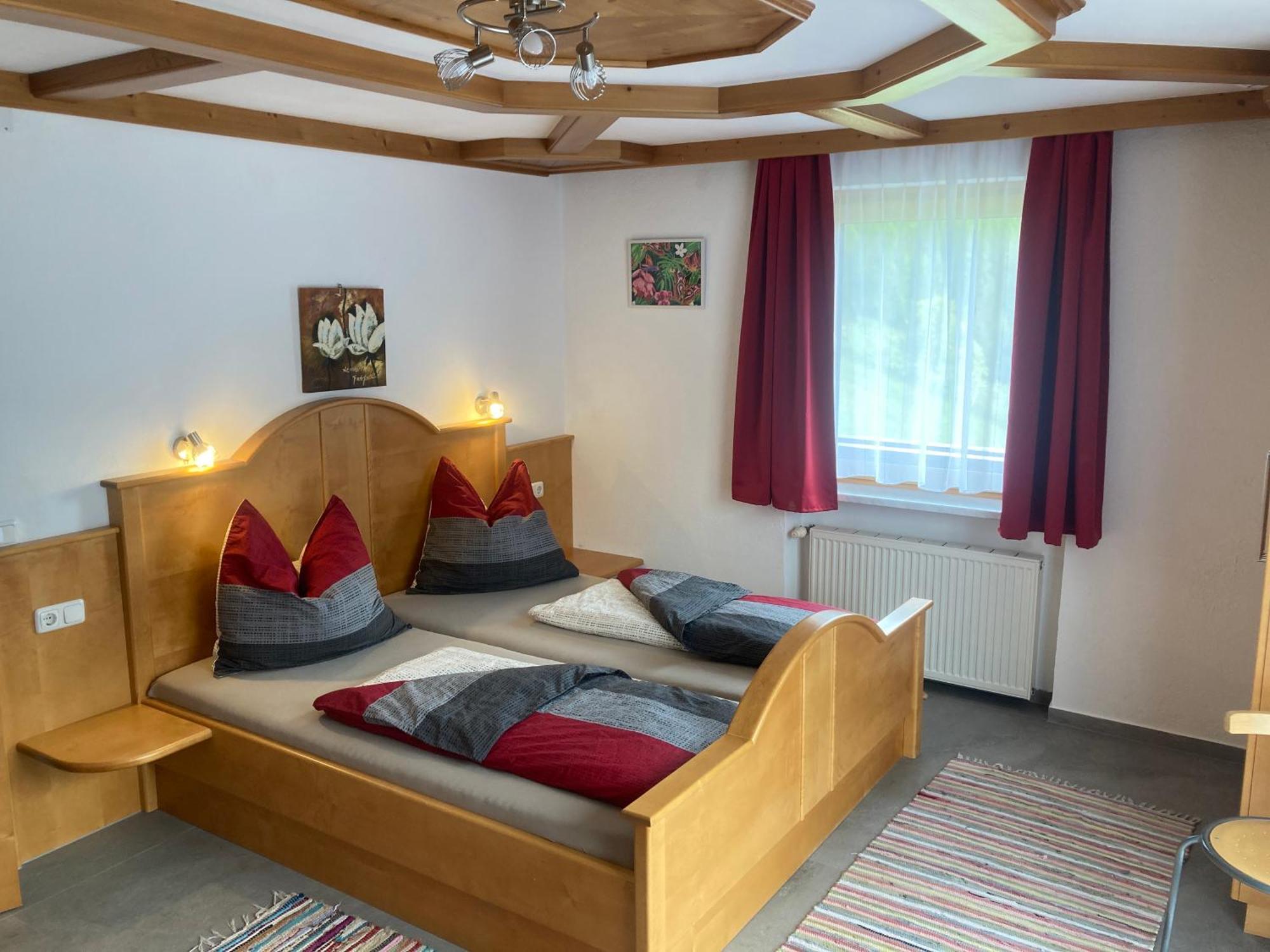Ferienwohnung Kramserhof Heiligenblut Buitenkant foto